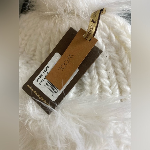 Starling white winter hat - Picture 3 of 6